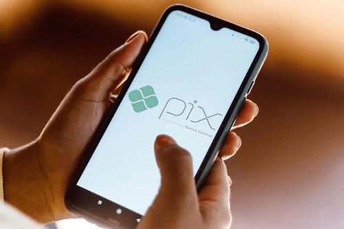 BC determina que bancos enviem alerta de golpe do Pix para clientes