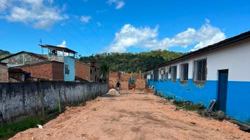 Ibirataia: Prefeitura amplia estrutura do Colégio Cívico-Militar José Firmino da Silva com construção de cozinha e refeitório