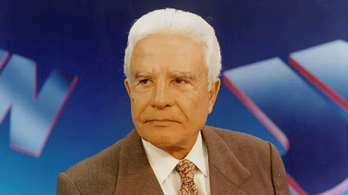 Morre o jornalista Cid Moreira aos 97 anos