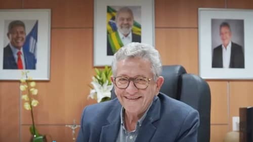Bahia: Prefeito Luiz Caetano sanciona Reajuste Salarial de 6,27% para Professores de Camaçari