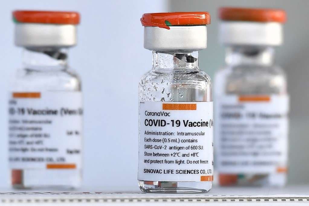 Por determinação da Anvisa, Bahia suspende a distribuição e uso de três lotes da Coronavac neste sábado