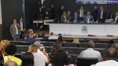 Greve dos servidores da educação é considerada ilegal pelo TJ-BA e multa da APLB sobe para R$ 100 mil