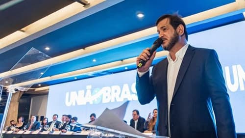 PF investiga presidente do União Brasil por suposta ligação com membros do PCC