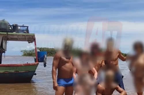 Filme pornô é gravado à luz do dia em praia na Bahia