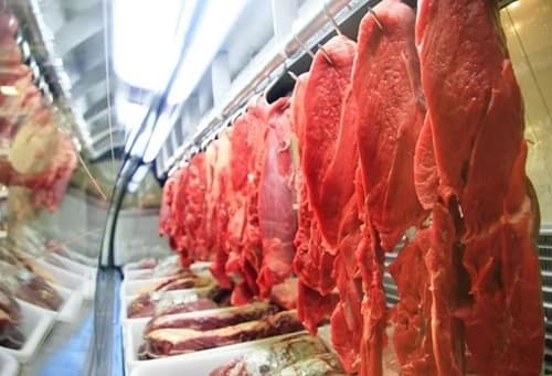 Preço da carne tem maior queda em 15 meses, diz IBGE