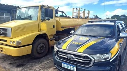 BR-101: PRF apreende caminhão de carga adulterado