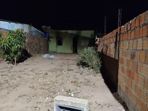 Menino de 3 anos morre após incêndio em casa no oeste da Bahia