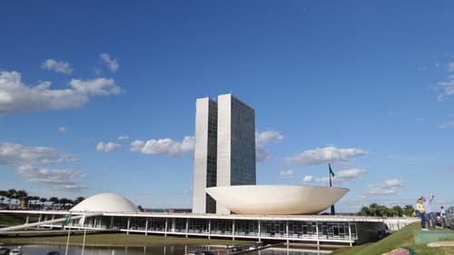 Administração Federal regulamenta redução de jornada de trabalho para terceirizados