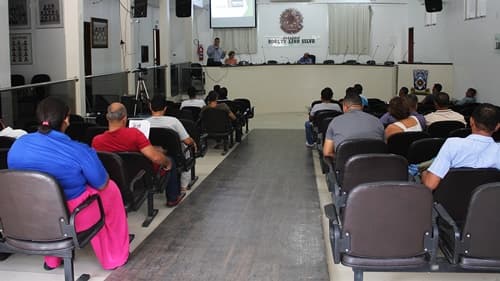 Audiência Pública Marca Início do Debate sobre Atualização da Lei de Posturas em Ibirataia