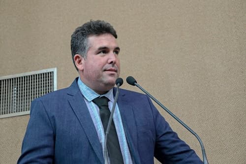 Deputado Patrick Lopes abraça luta por melhorias no abastecimento de água em Ibirataia