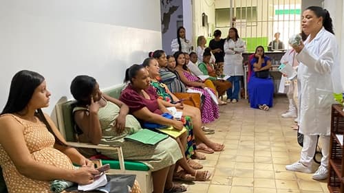 Palestra sobre Alimentação Saudável é realizada para gestantes no Centro de Especialidades de Ibirataia