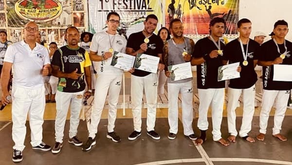 1º Festival de Capoeira movimentou o domingo no Ginásio de Esportes Clériston Andrade
