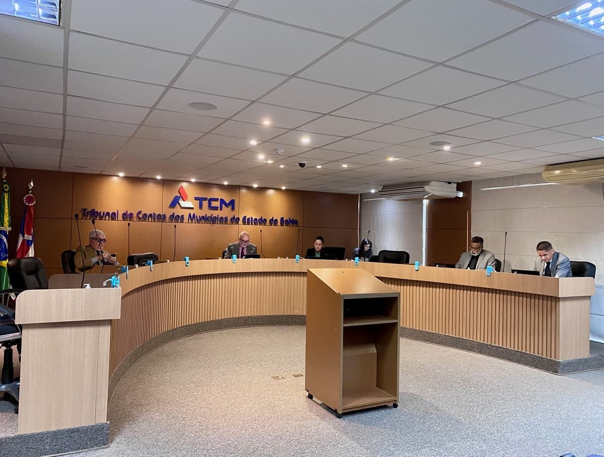 TCM manda suspender contratos com artistas em Macaúbas