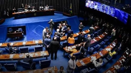 Senado aprova PEC que endurece legislação sobre porte de drogas