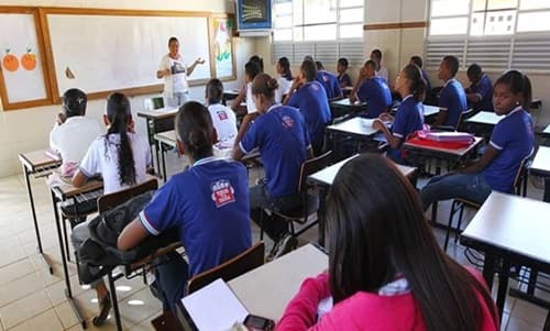 Governo do Estado deposita, nesta terça, abono extraordinário para os professores da rede