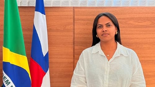 Ibirataia Notícias parabeniza a Secretária de Agricultura e Meio Ambiente Lais Nascimento pelo seu aniversário