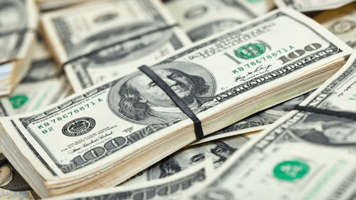 Dólar sobe para R$ 6,20 após divulgação de dados econômicos do Brasil