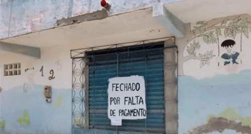 Prédio de escola em Valença é fechado por falta de pagamento