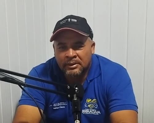 Ibirataia: Diretor Cláudio Goiabeira destaca ações da limpeza pública em entrevista na Netinho FM