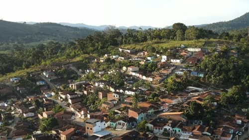 Confronto em Ibirataia: Troca de tiros entre polícia e suspeitos de tráfico