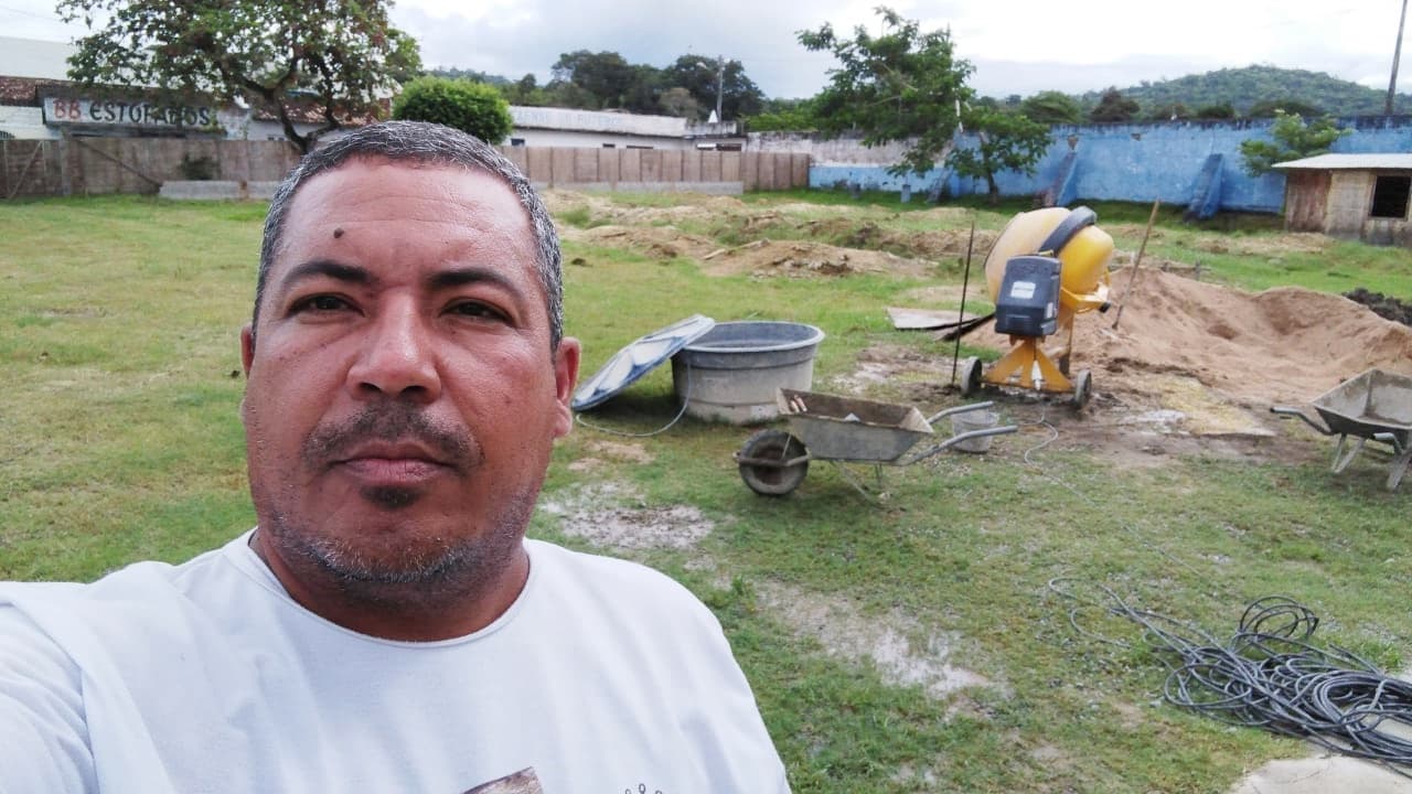 Ibirataia: Vereador Marcos de Manoel cobra agilidade na obra do Centro Poliesportivo