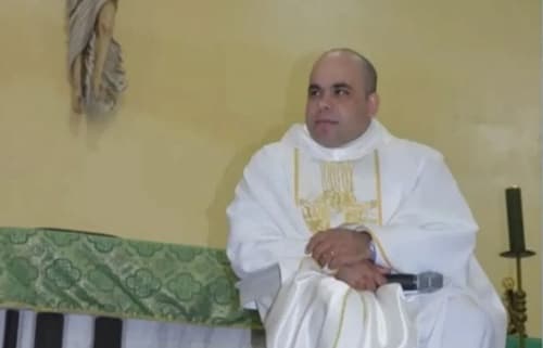 Itabuna: Padre sai de casa para visitar amigo e desaparece