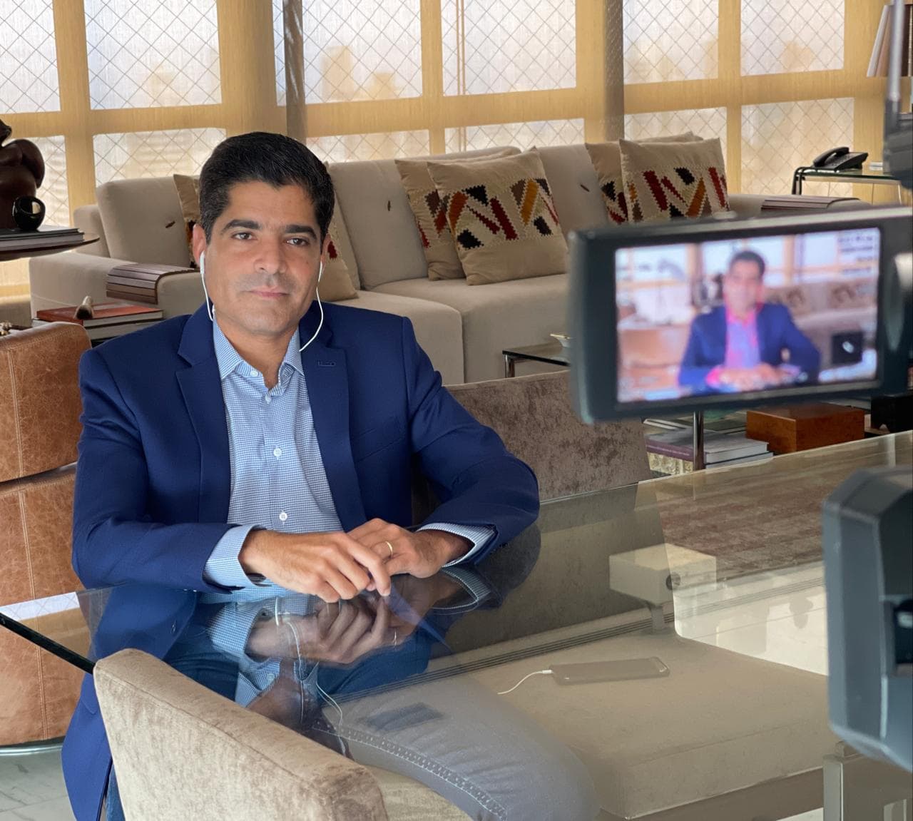 "É muito triste ver o Brasil se despedir de uma liderança tão importante", diz ACM Neto sobre Bruno Covas