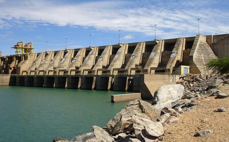 ‘Se continuar desse jeito, vai ter apagão na Bahia’, diz especialista em energia