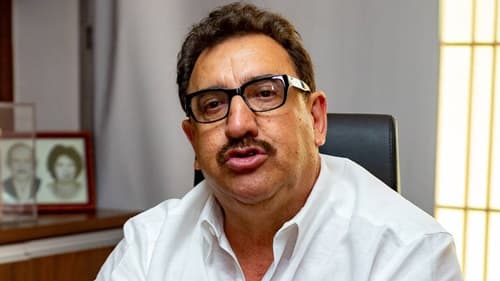 SBT avalia medidas contra Ratinho após fala sobre deputada Erika Hilton