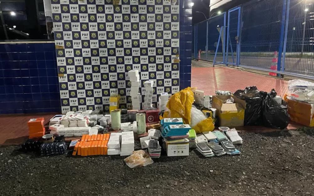 Equipamentos eletrônicos e perfumes sem nota fiscal são apreendidos em Jequié