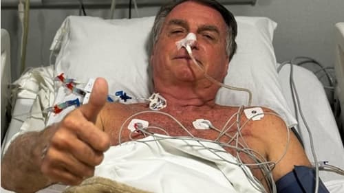 Bolsonaro deixa hospital em Natal e é transferido para Brasília em UTI aérea
