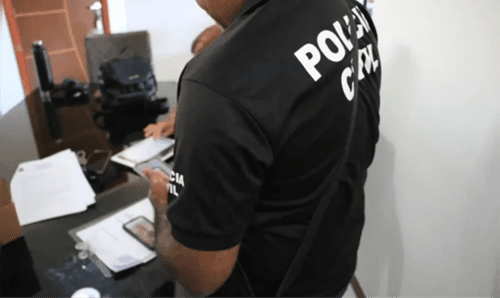 Garoto de 15 anos é flagrado com pornografia é suspeito de integrar rede de ódio