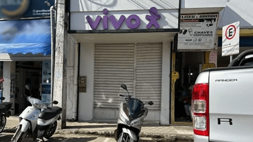 Após se passar por cliente, criminoso assalta loja da Vivo em Ipiaú