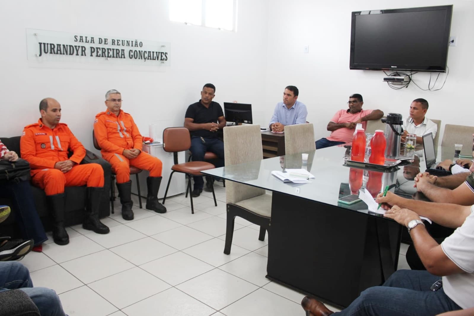 Ibirataia: prefeitura municipal e Câmara de Vereadores se reúnem com Corpo de Bombeiros para discutir implantação de PLACON