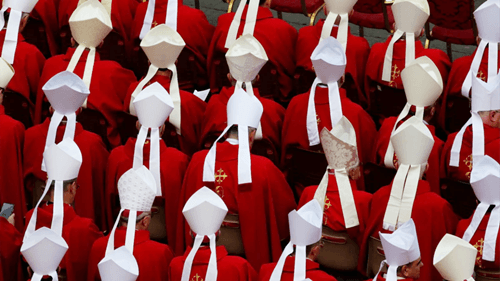 Novo papa: rivais políticos, veteranos e lobby marcam disputa no Vaticano