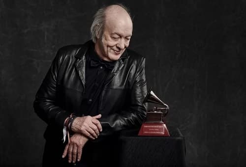 Morre aos 81 anos o cantor e compositor Erasmo Carlos