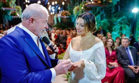 Lula e Janja se casam em SP, e convidados como Alckmin, Dilma e Gilberto Gil gritam ‘Olê, olá, Lula’
