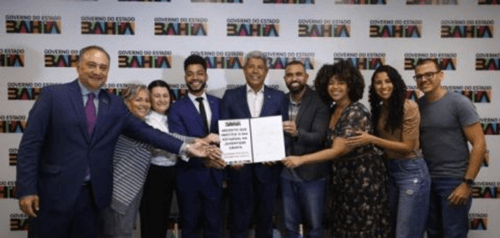 Governador institui o Dia Estadual da Juventude Cristã na Bahia