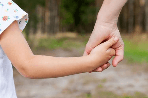 Ibirataia: Projeto Seja uma Família acolhedora; protegendo e cuidando de crianças e adolescentes