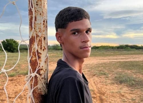 Luva de Pedreiro anuncia que abandonou a carreira de influenciador