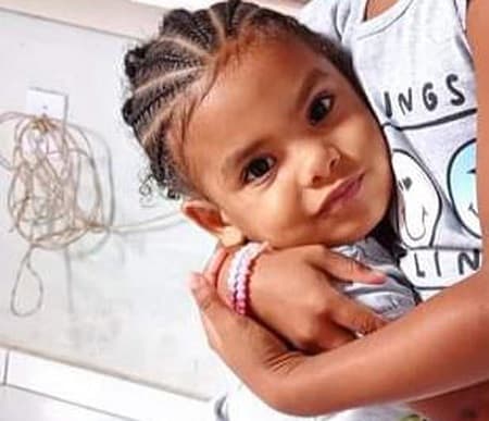 Criança de 2 anos é morta a tiros no sul da Bahia; pai dela era o alvo