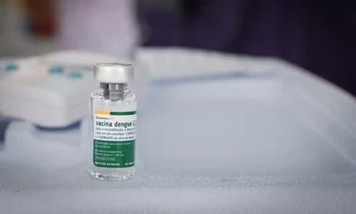 Vacina brasileira contra a dengue começa a ser distribuída na Bahia pelo SUS