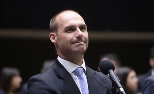 Eduardo Bolsonaro comenta elogio de Trump a Lula na ONU e exalta estratégia do ex-presidente americano