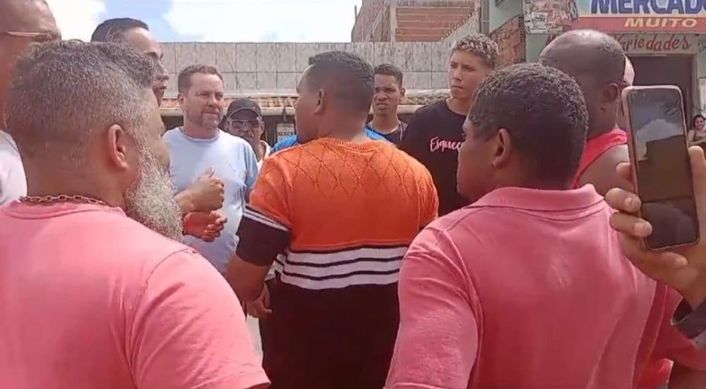 Ex-Secretário Condenado de Ibirataia assume cargo na Prefeitura de Itabuna e embarga Obra Comunitária