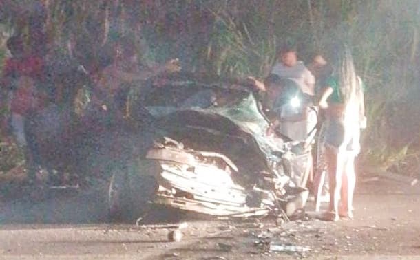 Quatro pessoas ficaram feridas em grave acidente na BR-101 entre Ubaitaba e Aurelino Leal