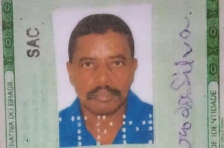 Comerciante é morto a tiros dentro de bar em Itagi