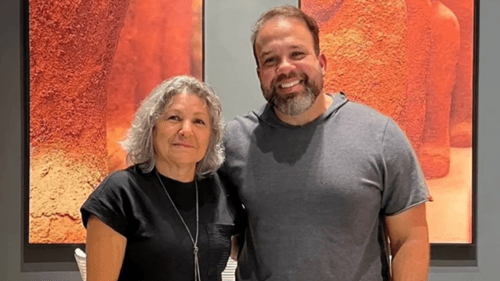 Ibirataia: A nova coleção do fotógrafo Guto Barros inspirada nos Homens de Barro de Selma Calheira