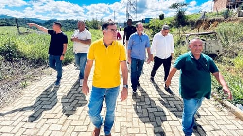 Ibirataia: Prefeito Sandro Futuca visita obras no Distrito de Algodão