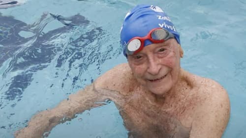Anton Karl Biedermann quebra recorde mundial aos 100 anos em natação