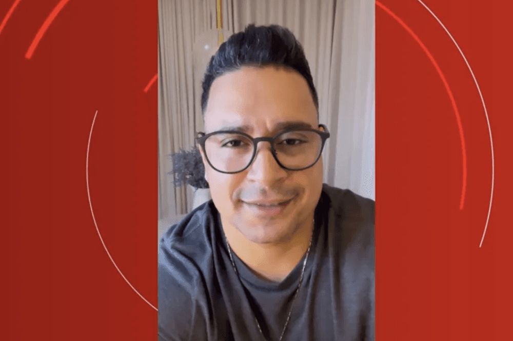 Xanddy anuncia fim do Harmonia do Samba e início da carreira solo